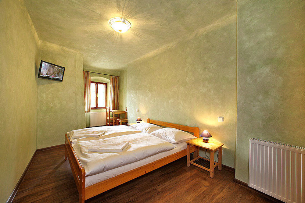 Pension U Hada Чески-Крумлов Экстерьер фото