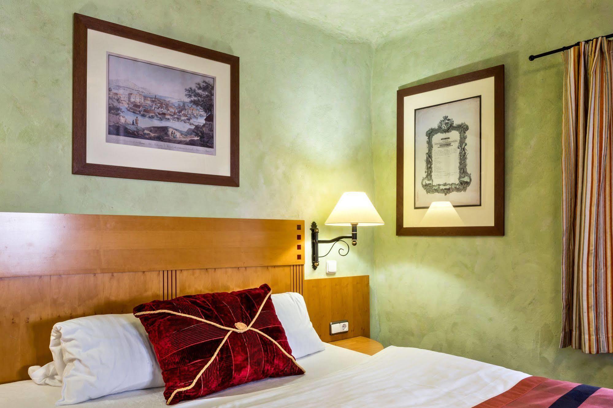 Pension U Hada Чески-Крумлов Экстерьер фото